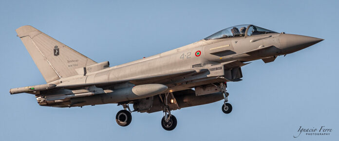 Italy - Air Force Eurofighter (M.M.7303 / 4-2) Italy - Air Force Eurofighter (M.M.7303 / 4-2)